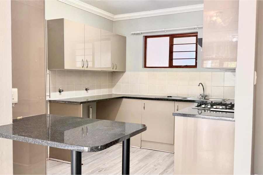 2 Bedroom Property for Sale in Broadacres Gauteng