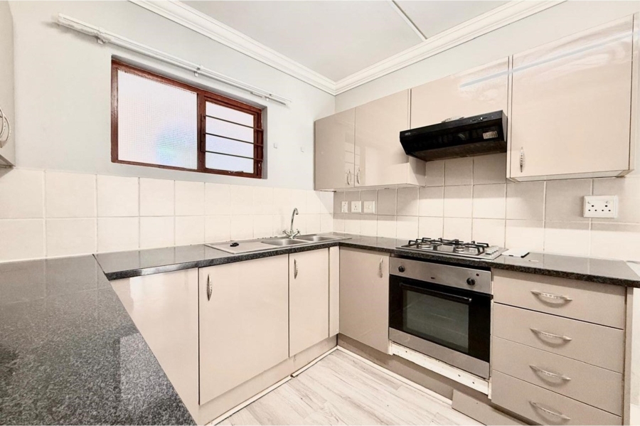 2 Bedroom Property for Sale in Broadacres Gauteng
