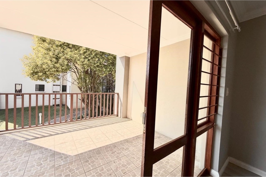 2 Bedroom Property for Sale in Broadacres Gauteng