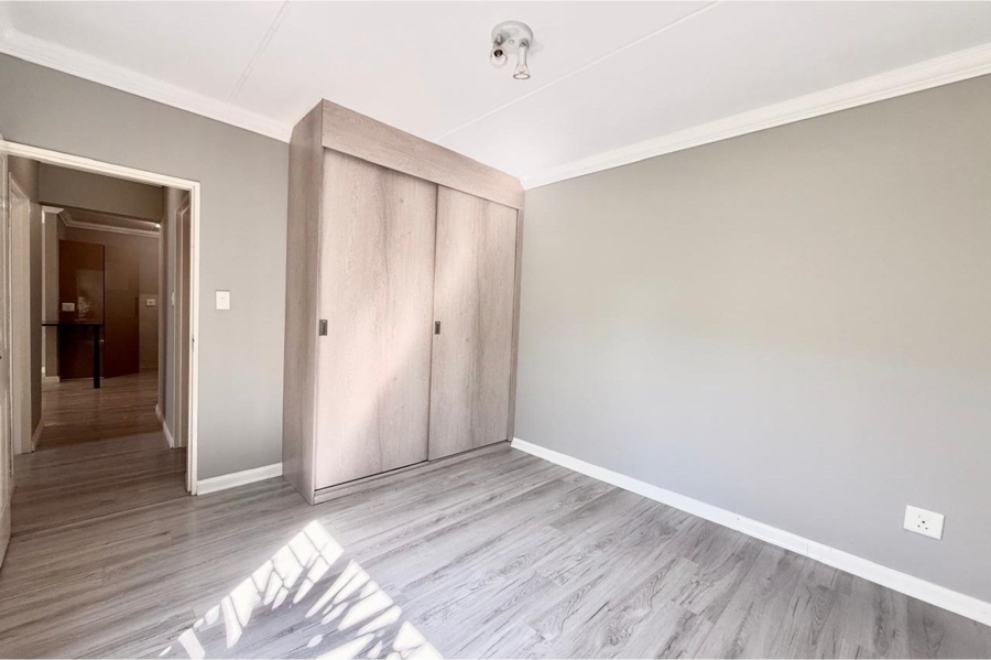 2 Bedroom Property for Sale in Broadacres Gauteng