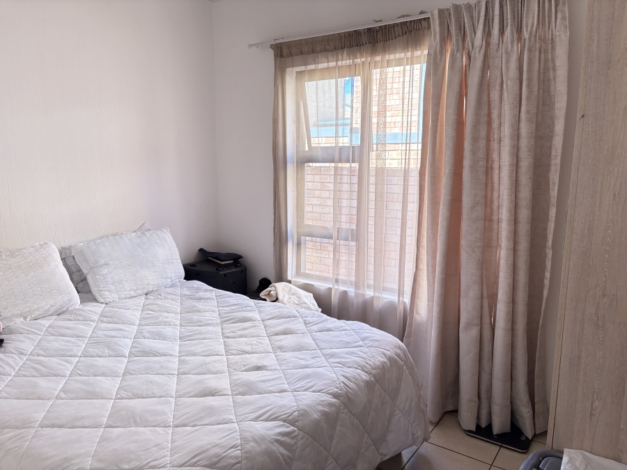 2 Bedroom Property for Sale in Wilgeheuwel Gauteng
