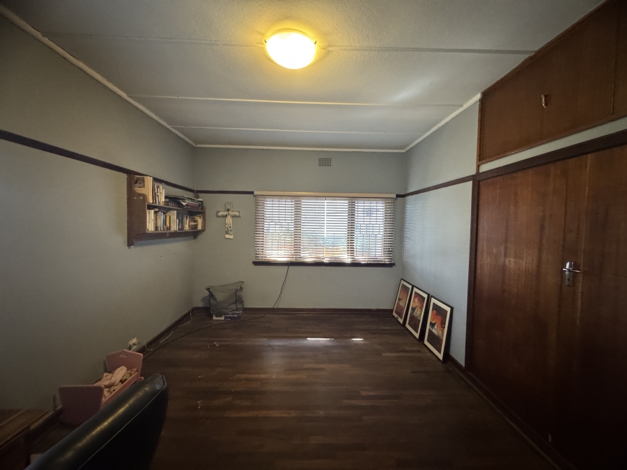 5 Bedroom Property for Sale in Lambton Gauteng
