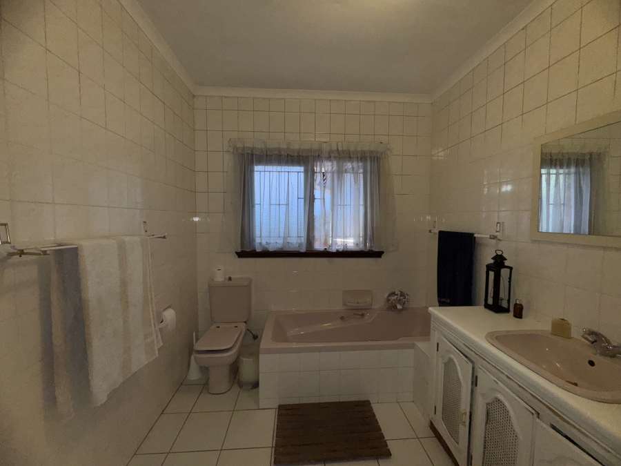 5 Bedroom Property for Sale in Lambton Gauteng