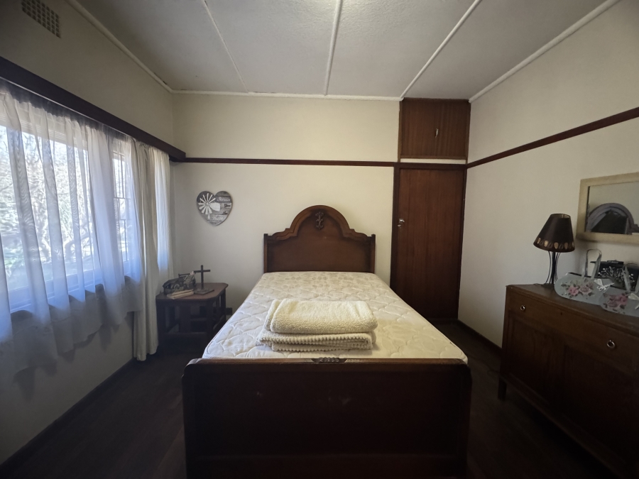 5 Bedroom Property for Sale in Lambton Gauteng