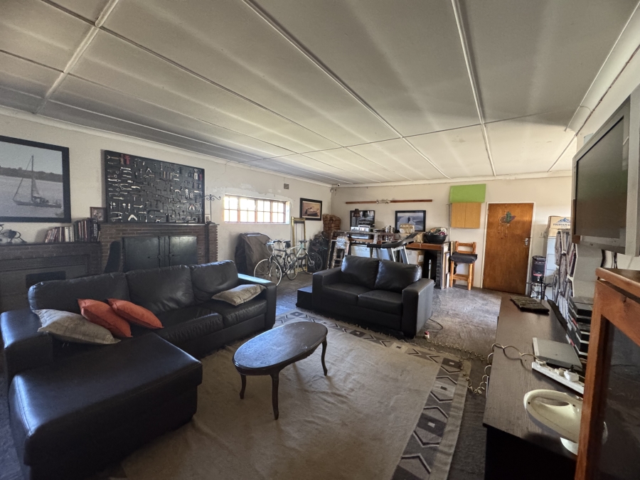 5 Bedroom Property for Sale in Lambton Gauteng
