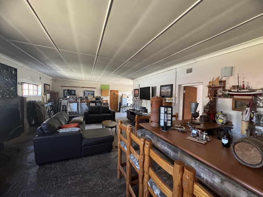 5 Bedroom Property for Sale in Lambton Gauteng