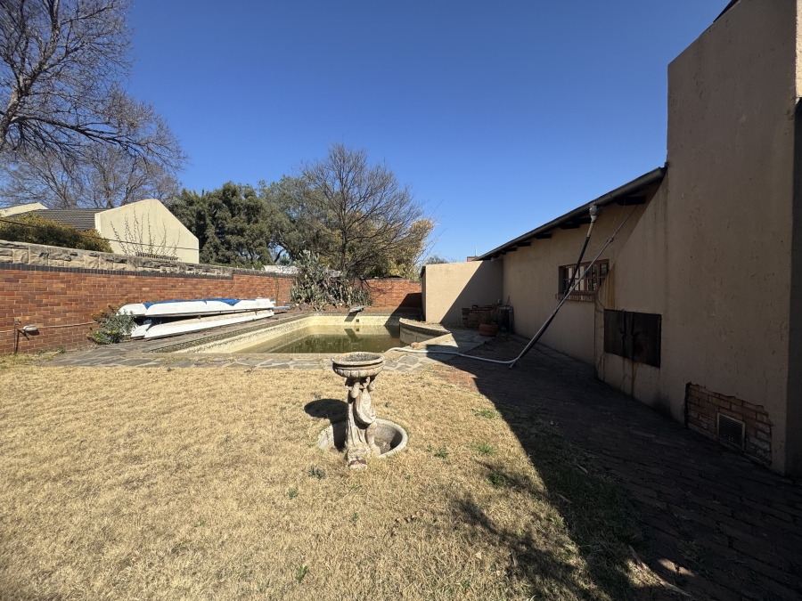 5 Bedroom Property for Sale in Lambton Gauteng