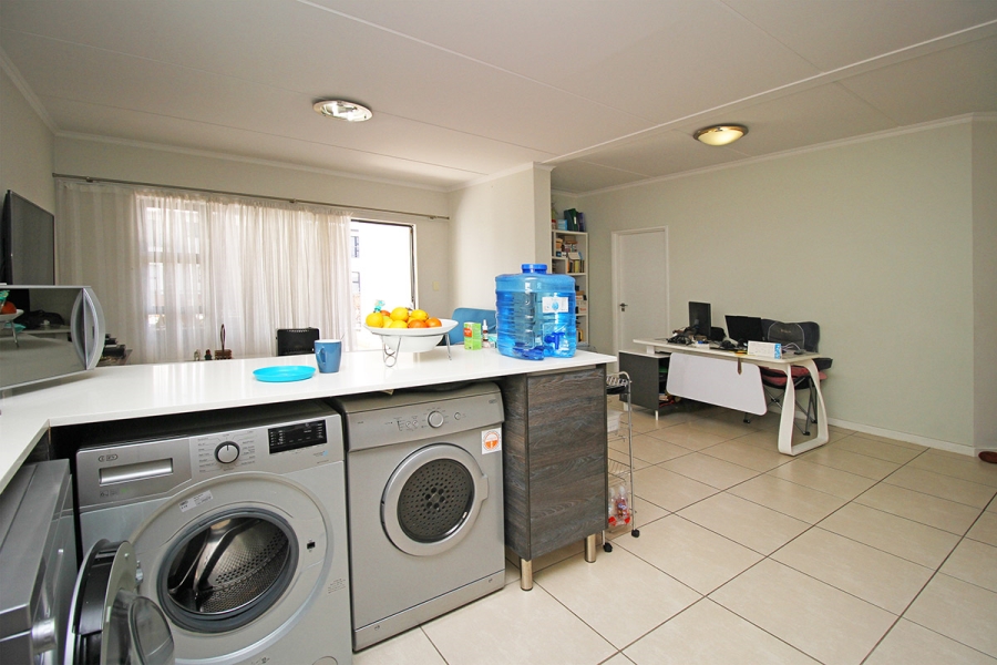 2 Bedroom Property for Sale in Greenstone Hill Gauteng