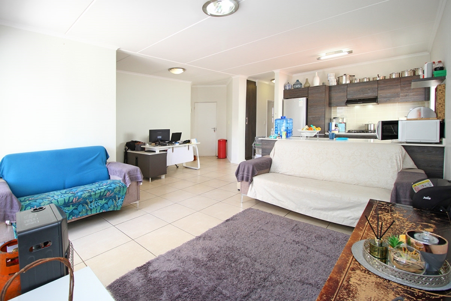 2 Bedroom Property for Sale in Greenstone Hill Gauteng