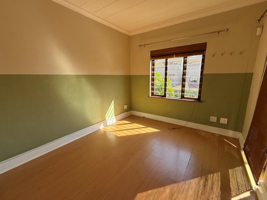 To Let 2 Bedroom Property for Rent in Melrose Gauteng