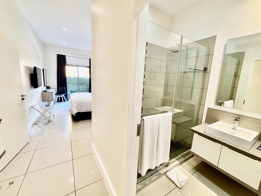 2 Bedroom Property for Sale in Rosebank Gauteng