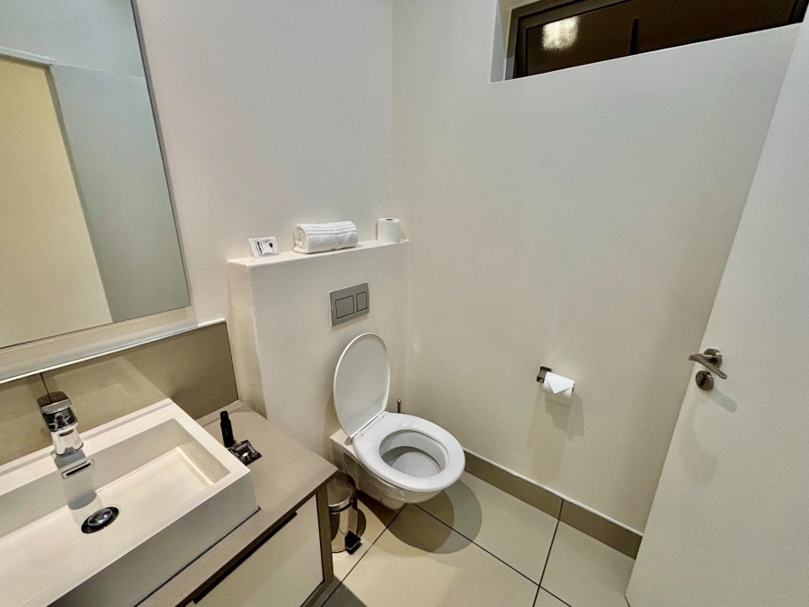 2 Bedroom Property for Sale in Rosebank Gauteng