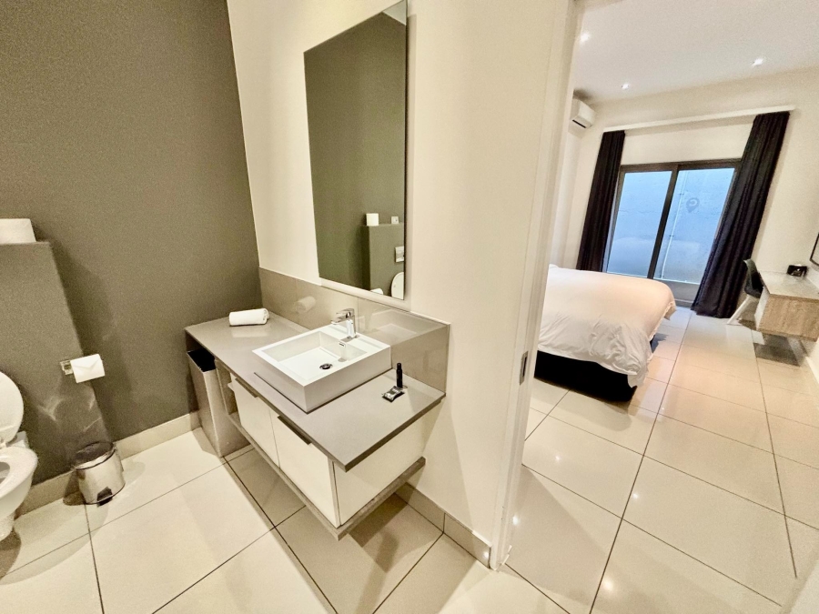 2 Bedroom Property for Sale in Rosebank Gauteng