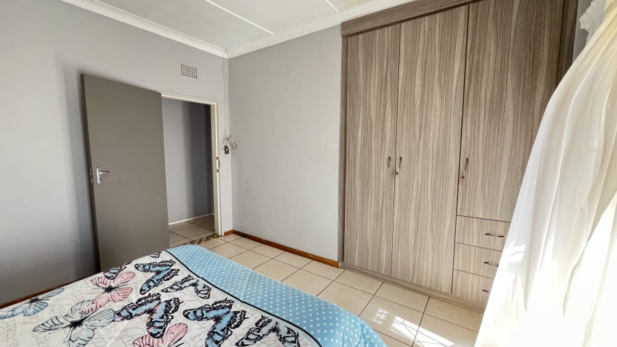 6 Bedroom Property for Sale in Bootha A H Gauteng