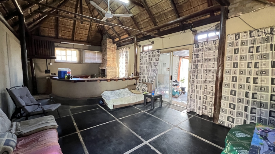 6 Bedroom Property for Sale in Bootha A H Gauteng
