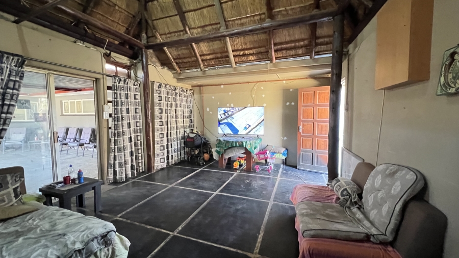6 Bedroom Property for Sale in Bootha A H Gauteng