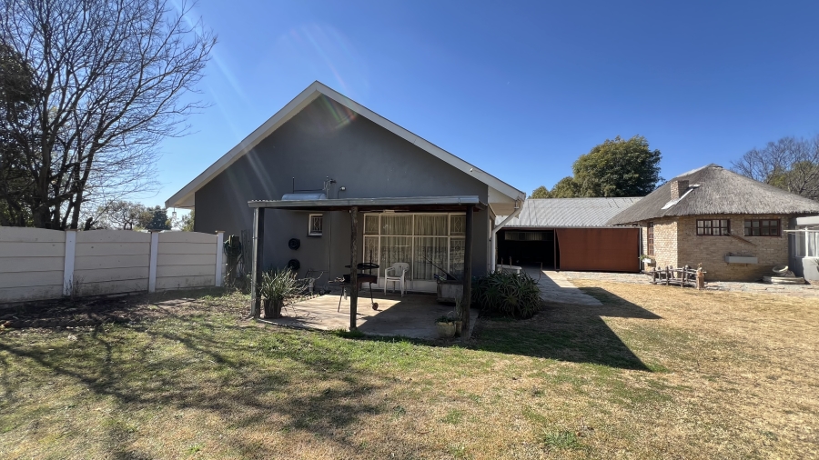 6 Bedroom Property for Sale in Bootha A H Gauteng