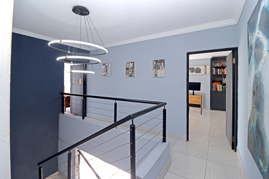 3 Bedroom Property for Sale in Bryanston Gauteng