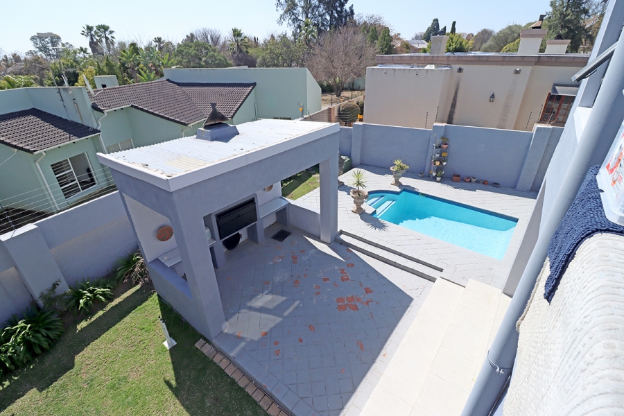 3 Bedroom Property for Sale in Bryanston Gauteng