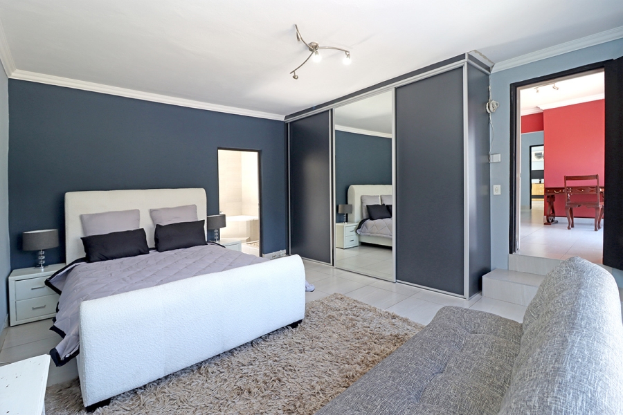 3 Bedroom Property for Sale in Bryanston Gauteng