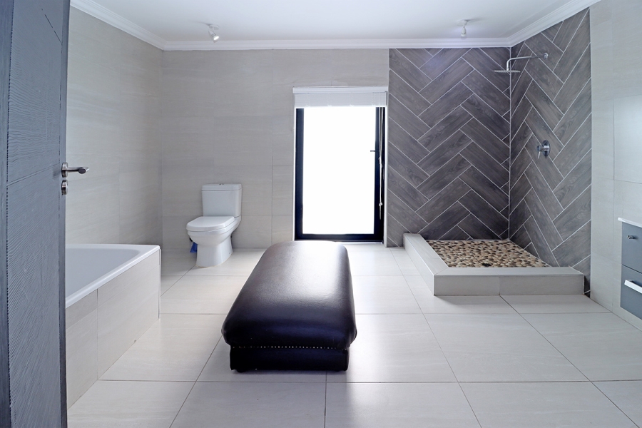 3 Bedroom Property for Sale in Bryanston Gauteng