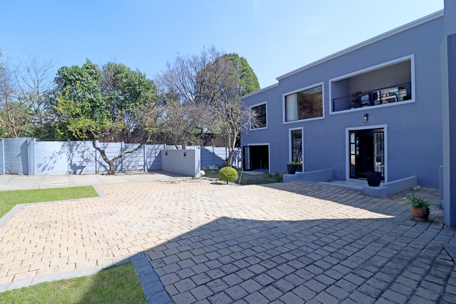 3 Bedroom Property for Sale in Bryanston Gauteng