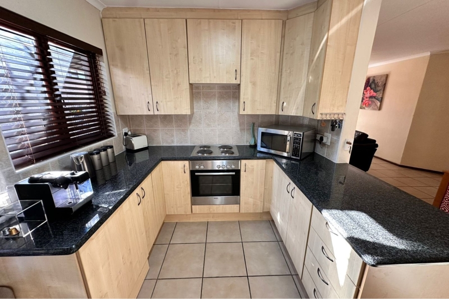 4 Bedroom Property for Sale in North Riding Gauteng
