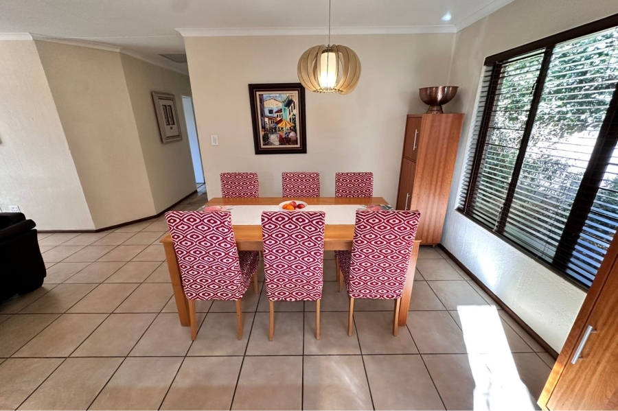 4 Bedroom Property for Sale in North Riding Gauteng