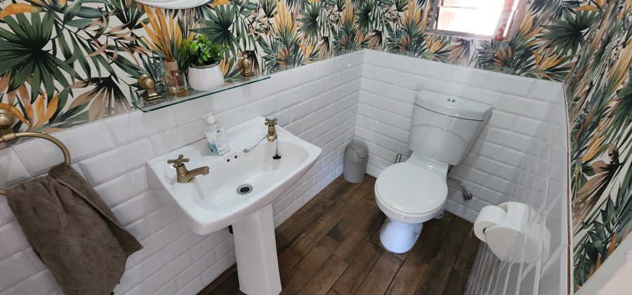 3 Bedroom Property for Sale in Brackenhurst Gauteng