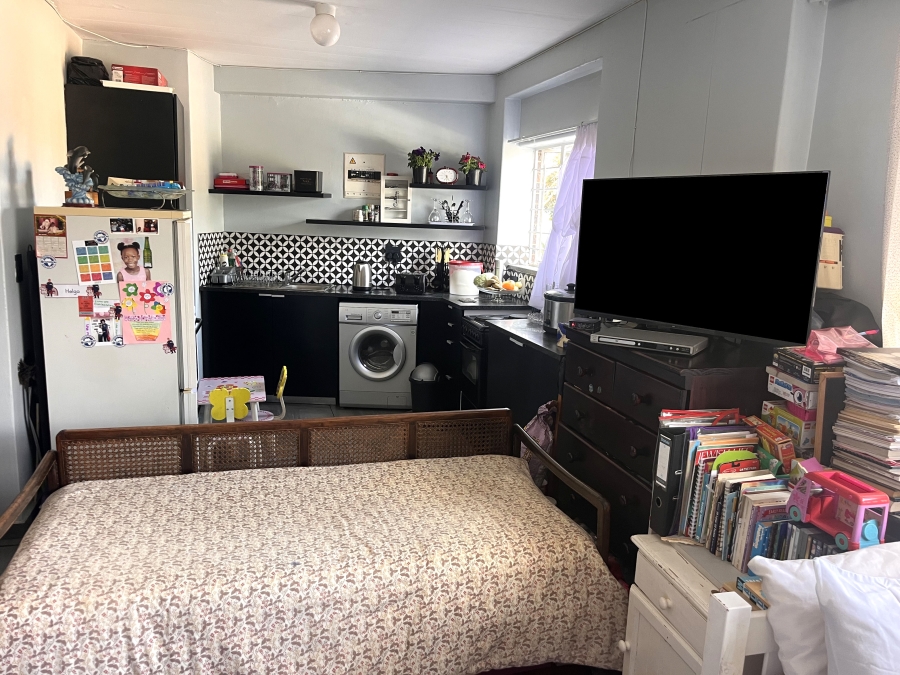 1 Bedroom Property for Sale in Sandringham Gauteng