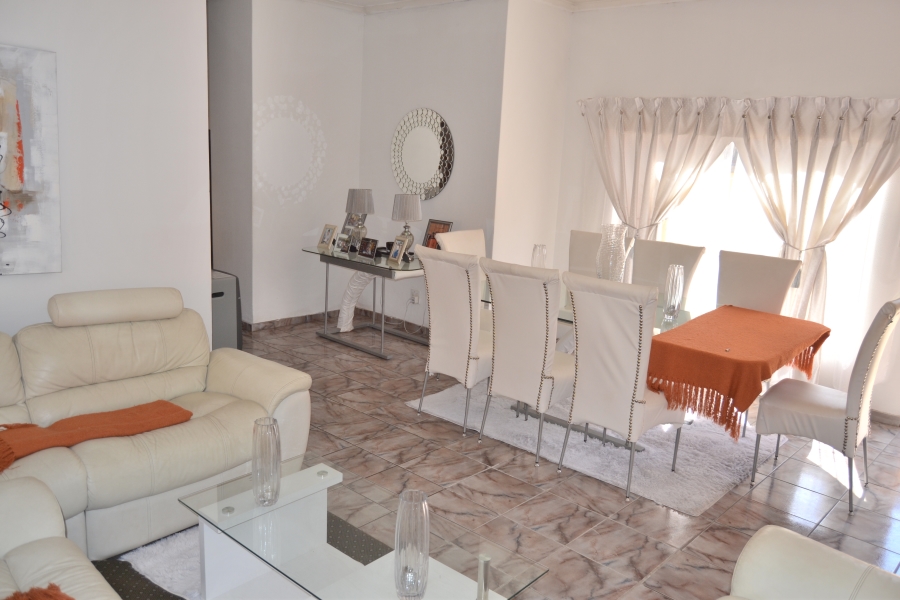 3 Bedroom Property for Sale in Thatchfield Estate Gauteng