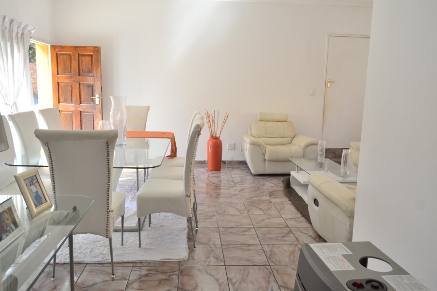 3 Bedroom Property for Sale in Thatchfield Estate Gauteng