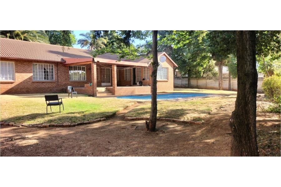 4 Bedroom Property for Sale in Lyndhurst Gauteng