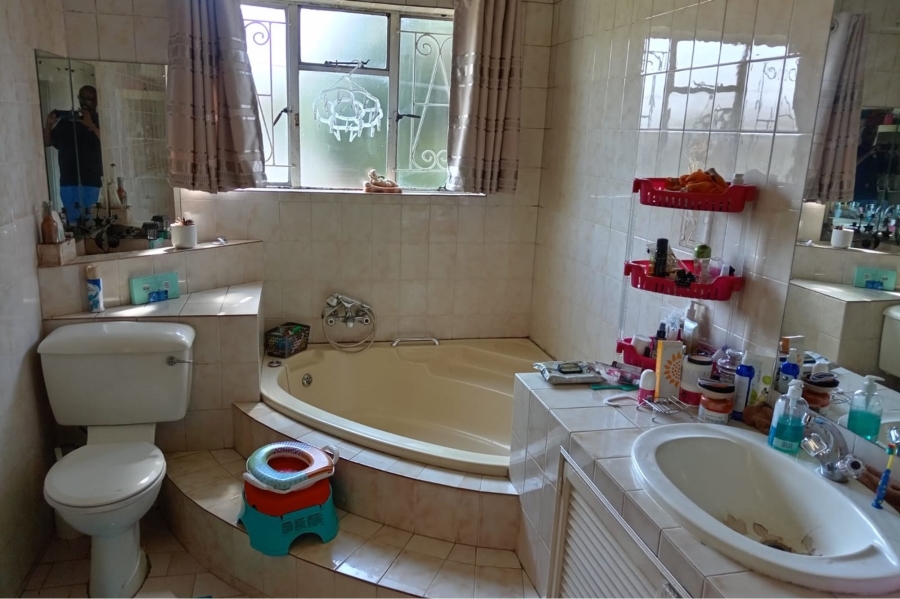 3 Bedroom Property for Sale in Regents Park Gauteng