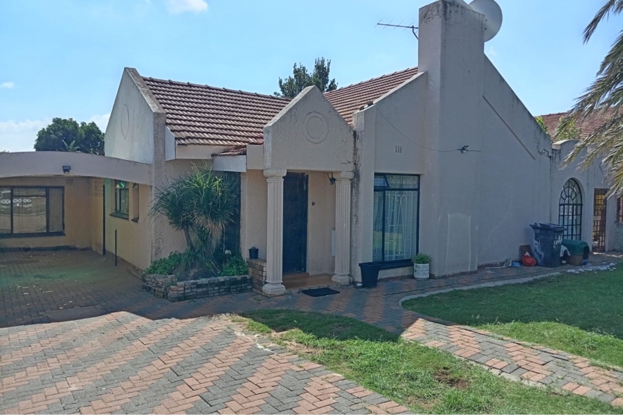 3 Bedroom Property for Sale in Regents Park Gauteng