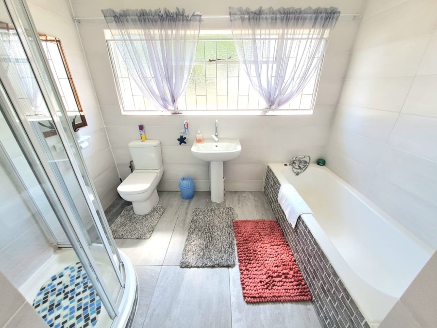 3 Bedroom Property for Sale in Arcon Park Gauteng
