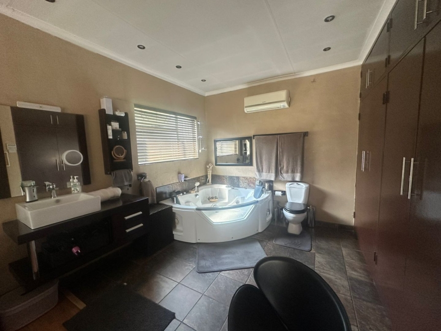 3 Bedroom Property for Sale in Arcon Park Gauteng