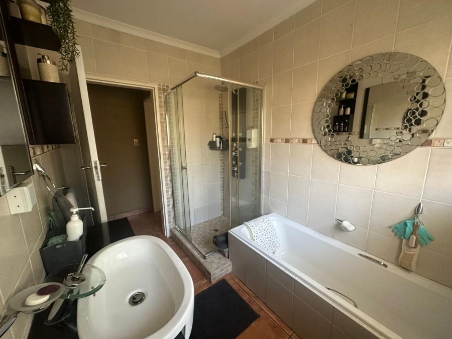3 Bedroom Property for Sale in Arcon Park Gauteng