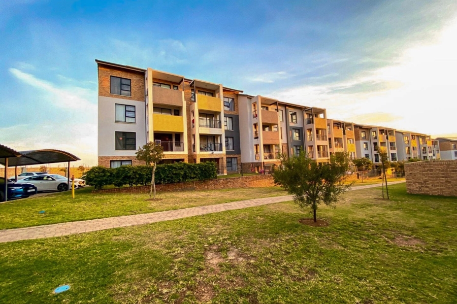 2 Bedroom Property for Sale in Amberfield Gauteng