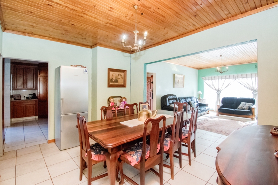 5 Bedroom Property for Sale in Helderkruin Gauteng