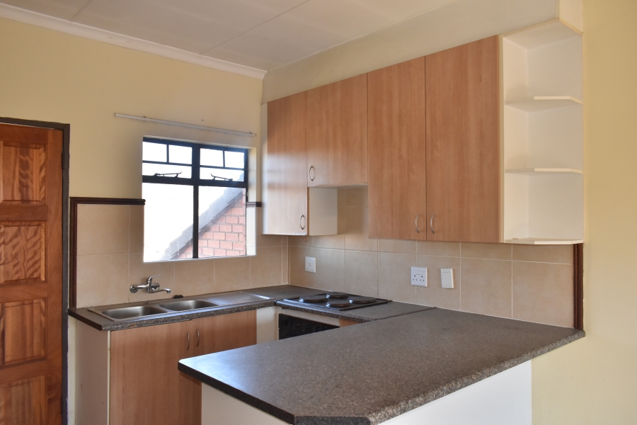 2 Bedroom Property for Sale in Wonderpark Estate Gauteng