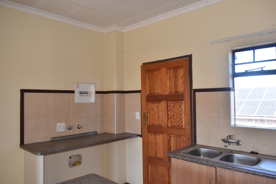 2 Bedroom Property for Sale in Wonderpark Estate Gauteng