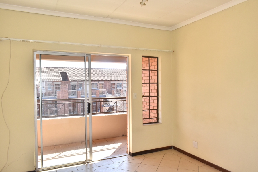 2 Bedroom Property for Sale in Wonderpark Estate Gauteng
