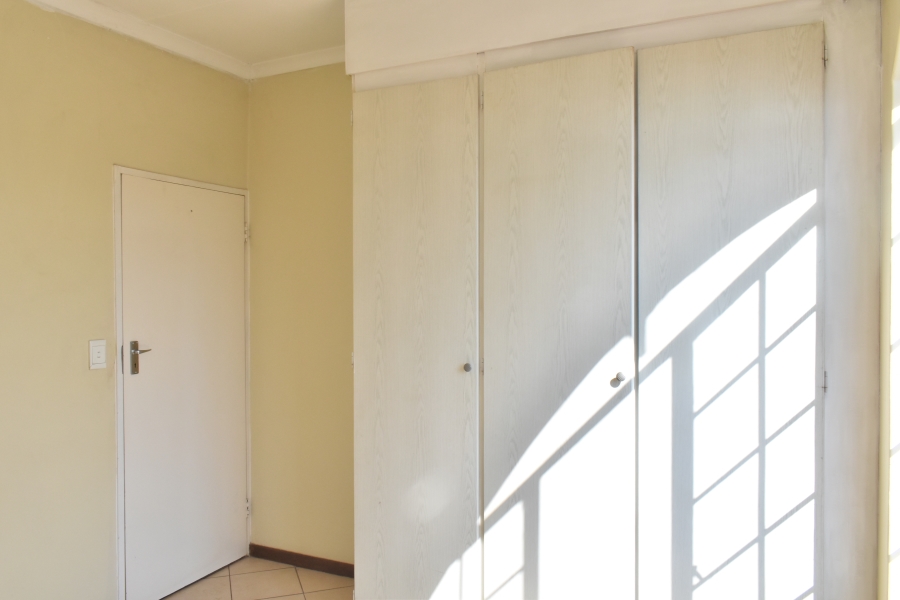 2 Bedroom Property for Sale in Wonderpark Estate Gauteng