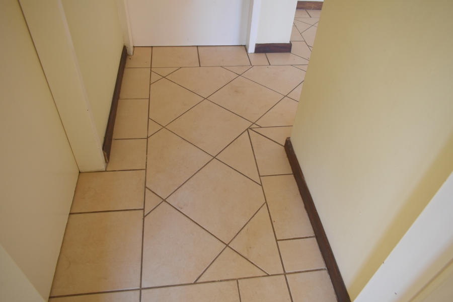 2 Bedroom Property for Sale in Wonderpark Estate Gauteng