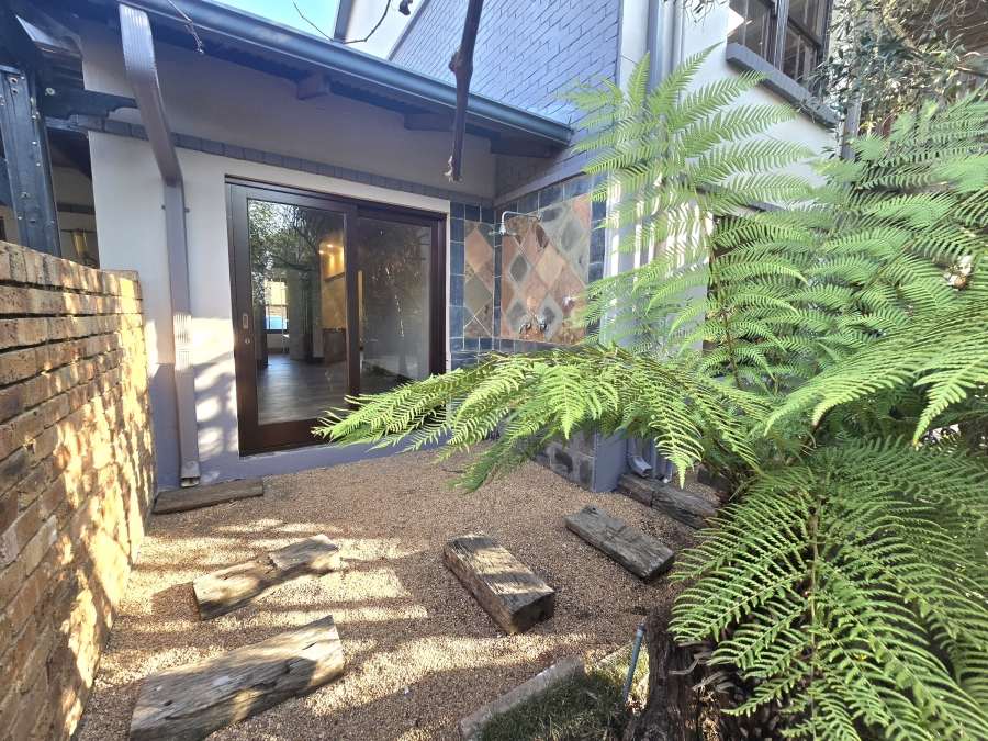 6 Bedroom Property for Sale in Carlswald Estate Gauteng