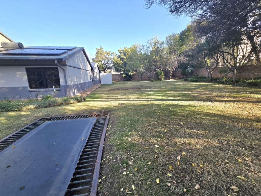 6 Bedroom Property for Sale in Carlswald Estate Gauteng