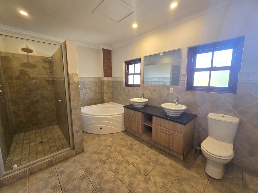6 Bedroom Property for Sale in Carlswald Estate Gauteng