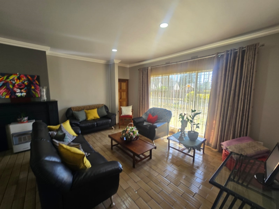 3 Bedroom Property for Sale in Brackenhurst Gauteng