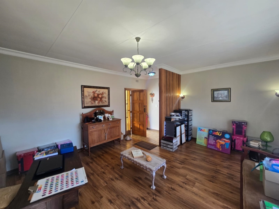 3 Bedroom Property for Sale in Brackenhurst Gauteng